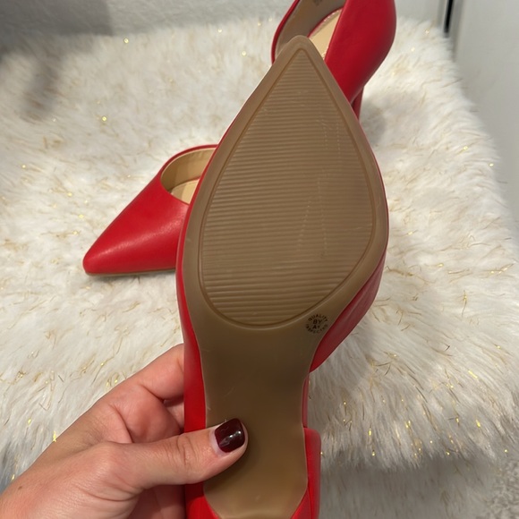 a.n.a Red Heels (size 7) - Picture 4 of 8